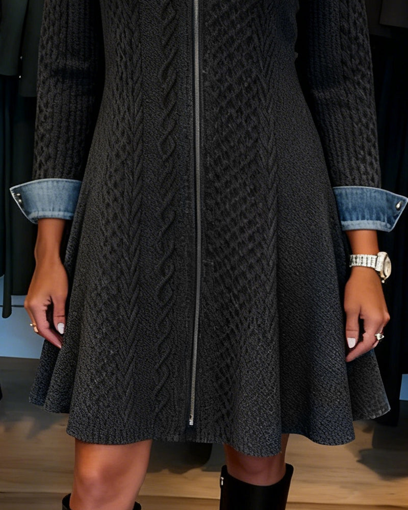 Kjole Med Farveblokeret Lapel Og Lynlås