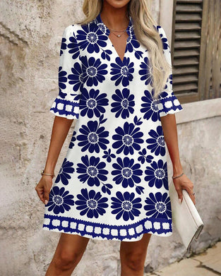 Elegant Ræt Kjole Med Floral Print