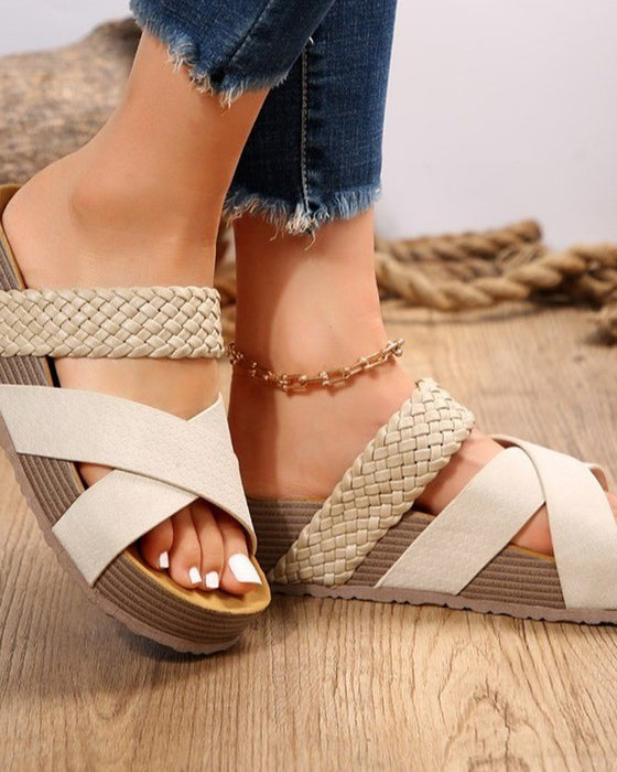 Sandal Mode Platform Slide