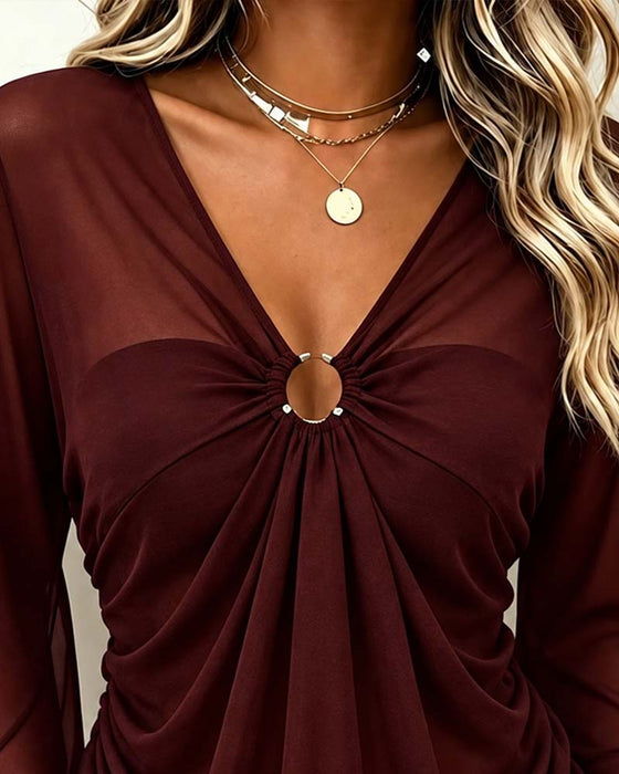 Bluse V-Hals Metal Ring Twist