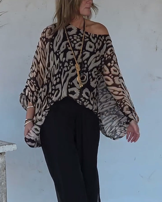 Langærmet Bluse Med Uregelmæssigt Flagermustryk