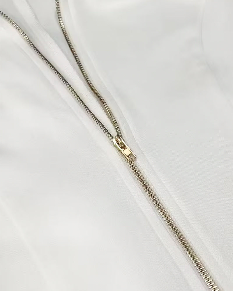 Kjole Med Lynlåskrave Og Frynset Kant