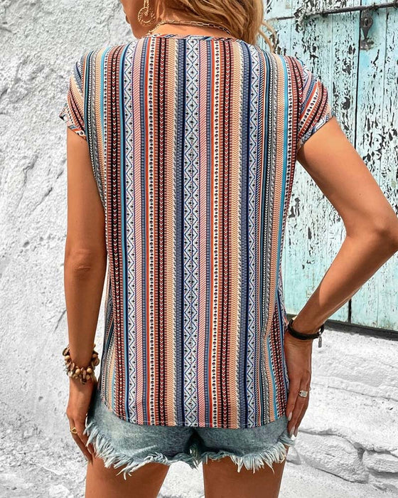 T-Shirt Farverig Trykt Blonder V-Hals