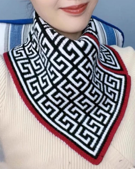 Stilfuldt alsidigt trekanttørklæde