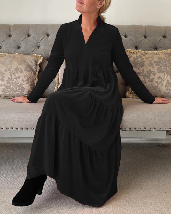 Kjole med V-udskæring og paneler