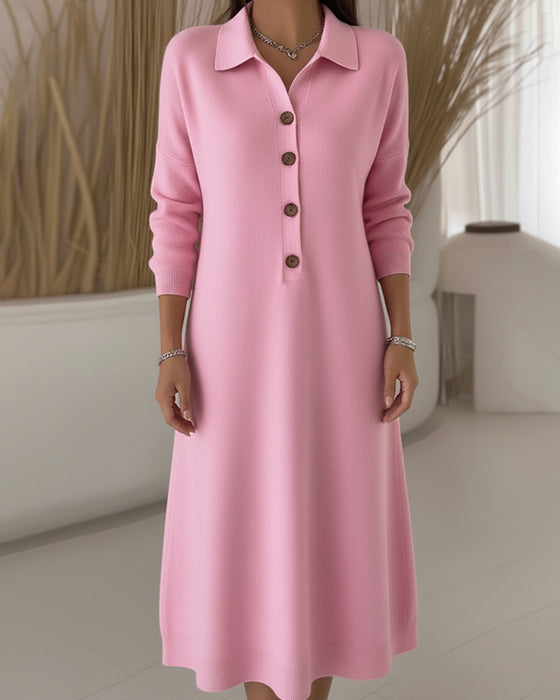 Moderigtig Kjole Med Knapper Og Revers