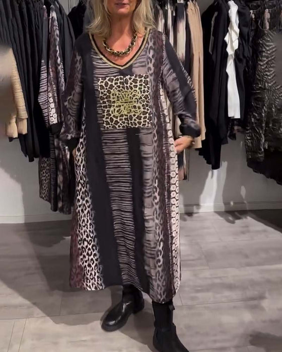 Kjole afslappet leopardprint med v-hals