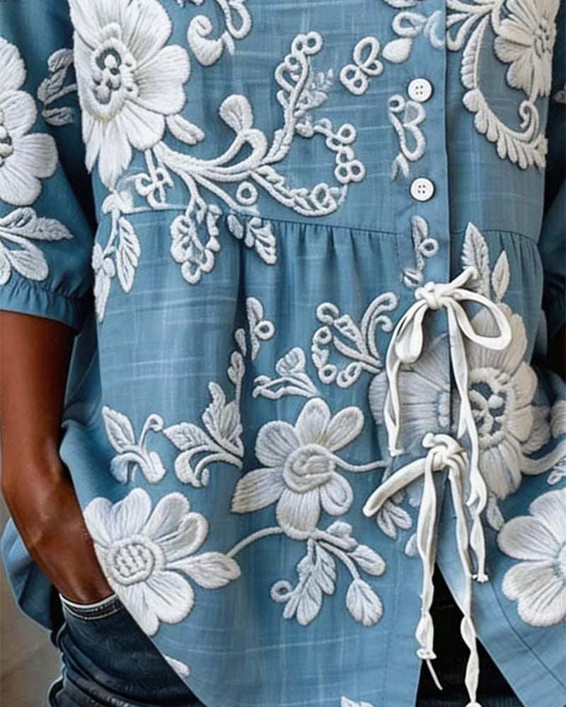 Bluse Med Blomsterprint Snøring Og Halv Knaplukning