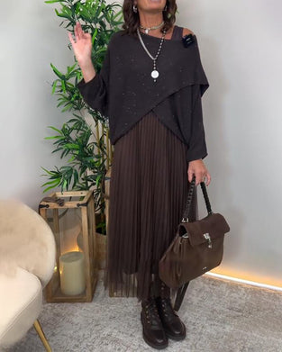 Set Med Elegant Stil, Asymmetrisk Pullover Och Spetsrok