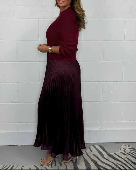 Afslappet patchwork kjole med plisseret nederdel