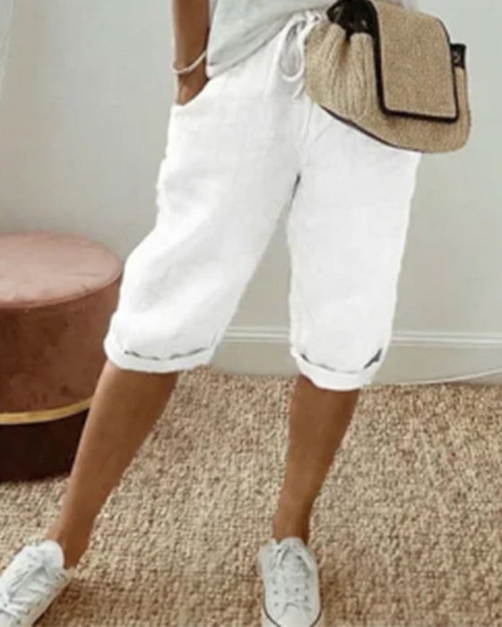 Ensfarvet behagelige bermudashorts med snøre