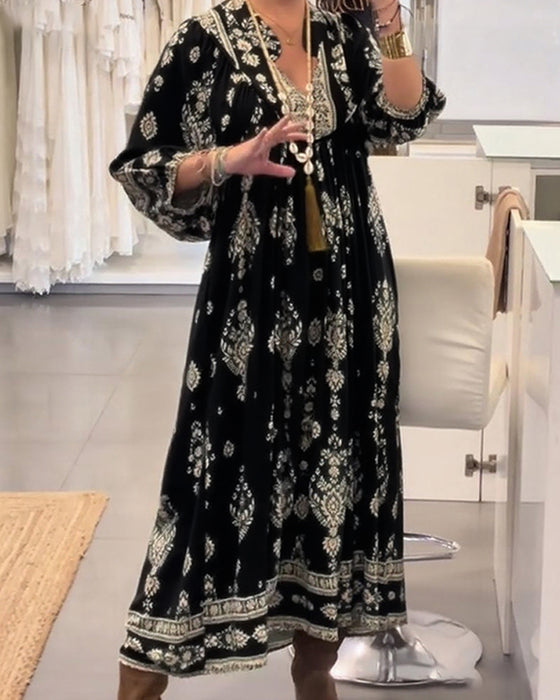 Kjole med afslappet print og løse lommer