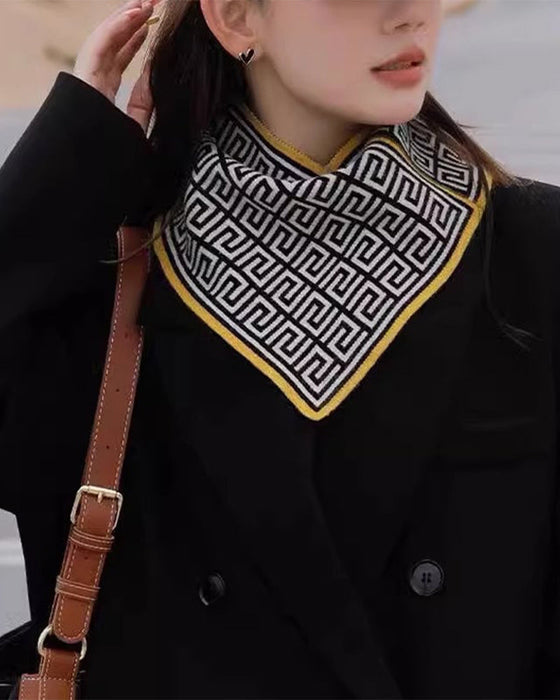 Stilfuldt alsidigt trekanttørklæde