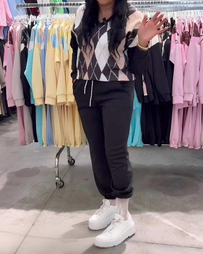 Todelt Sæt Med Rombemønstret Top Og Bukser