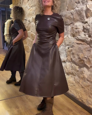 Kjole Pu Læder Taljet Kortærmed