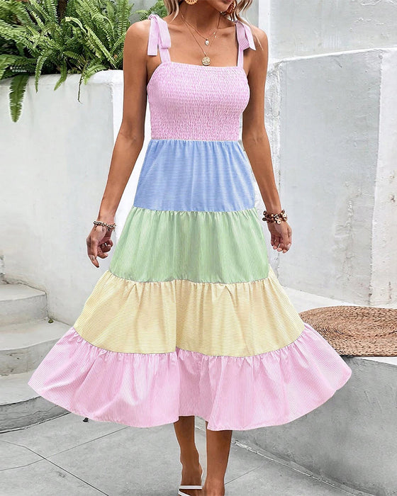 Farveblokmønstret kjole i pastelfarver