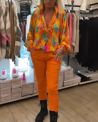Orange bluse med reverskrave
