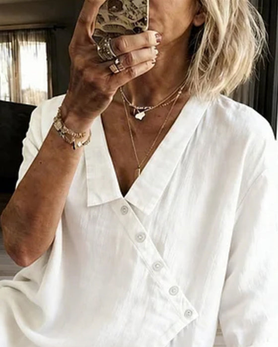Bluse Med Asymmetrisk Diagonal Knaplukning Og Krave