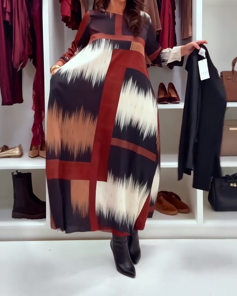 Moderne Trykt Kjole Med Rund Halsudskæring Og Lange Ærmer