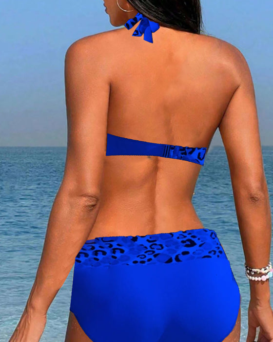 Halterneck bikini med delvist leopardprint