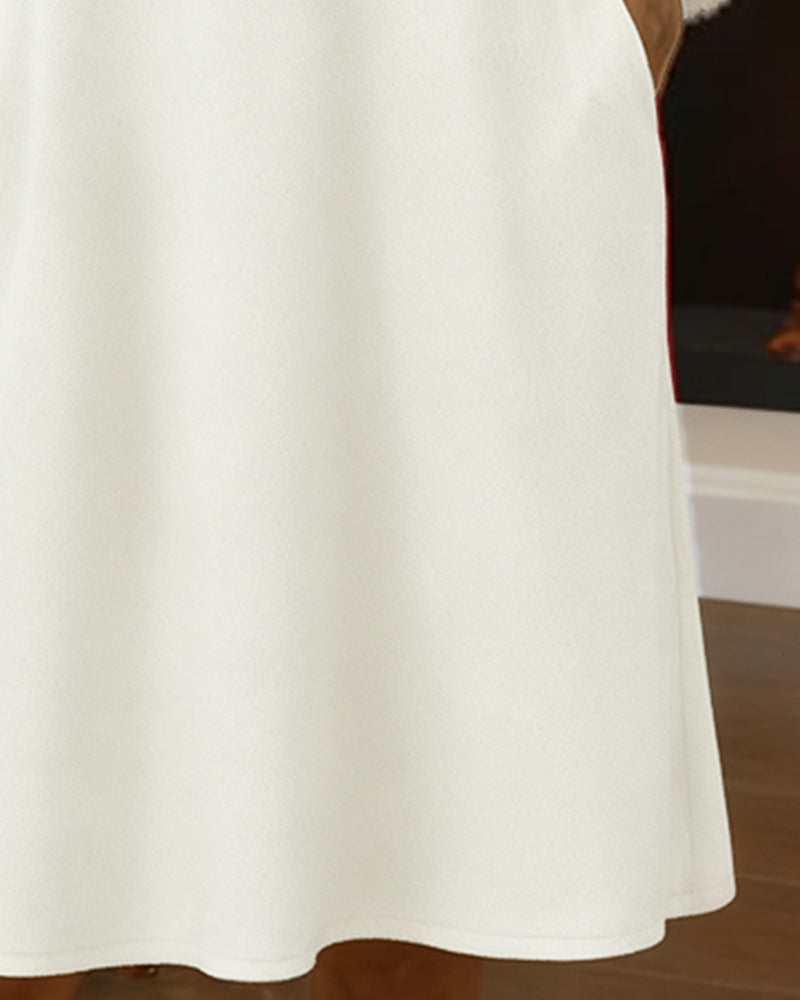 Kjole Med V-Udskæring Og Blød Kontrast