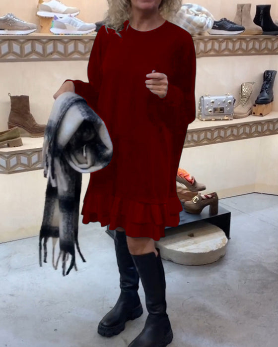 Kjole med elegant silhuet og lange ærmer