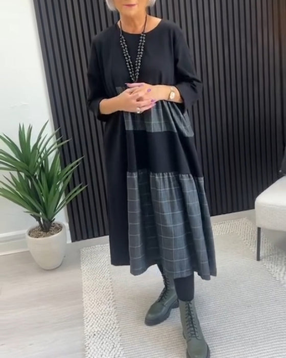 Sort-grå kjole med farveblok