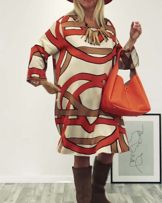 Kjole med rund hals og print