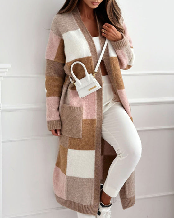 Afslappet ternet frakke med lommer