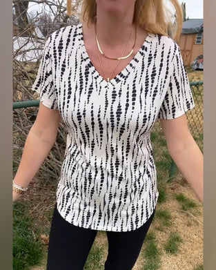 T-Shirt Trykt Kortærmet V-Udskæring