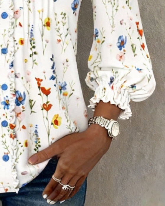 Stilfuld Skjorte Med V-Hals Og Blomstertryk