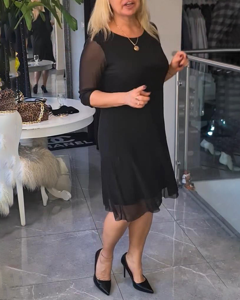 Gennemsigtig Og Moderne Ensfarvet Kjole