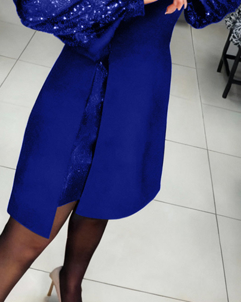 Elegant Kjole Med Puffærmer Og Patchworkdetaljer