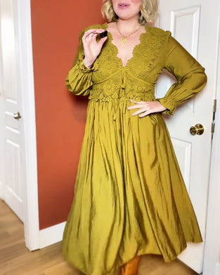 Kjole elegant v-hals blonde