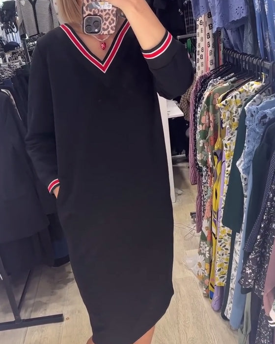 V-halset kjole med lommer