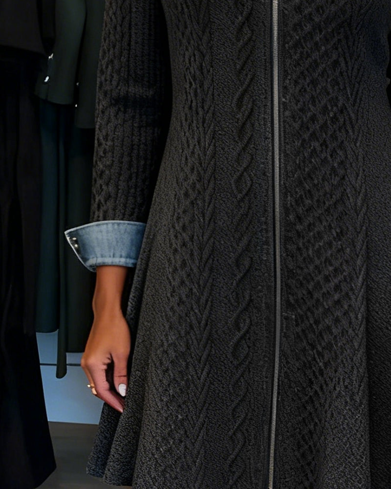 Kjole Med Farveblokeret Lapel Og Lynlås