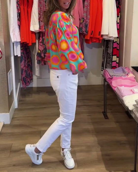 Farverig skjorte med geometrisk print