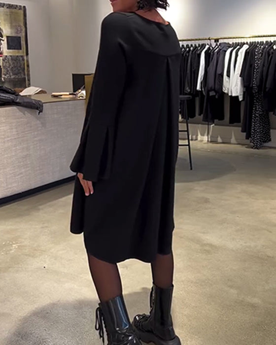 Kjole Ensfarvet Klokkeærme Rynket