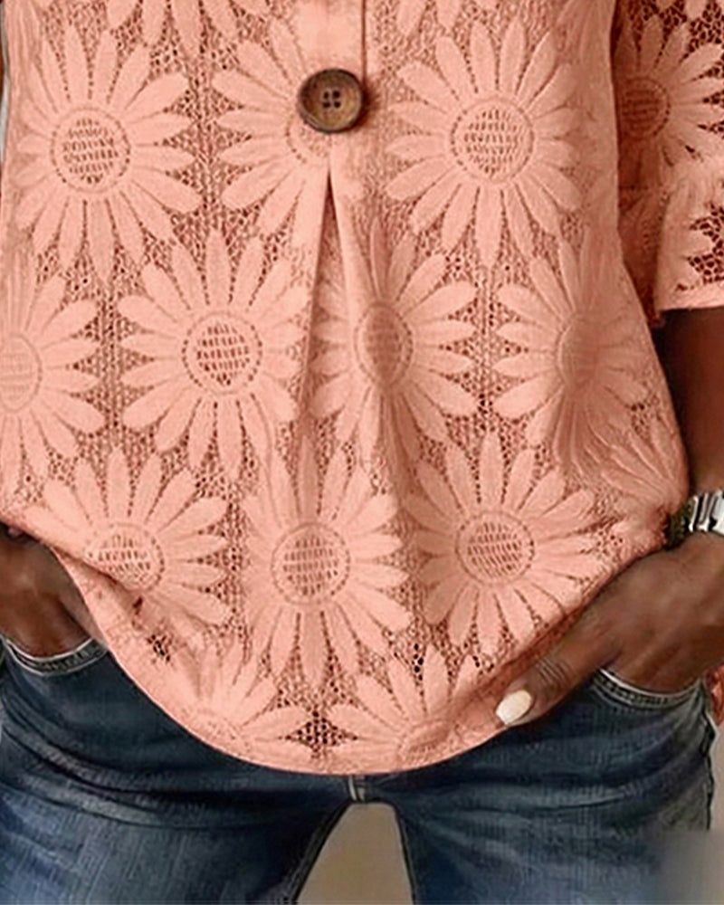 Bluse Med Rynket Tusindfrydmønster Og Rynkeærmer