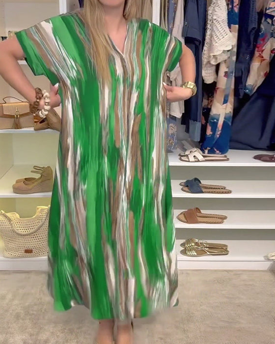 Kjole med afslappet løs v-hals