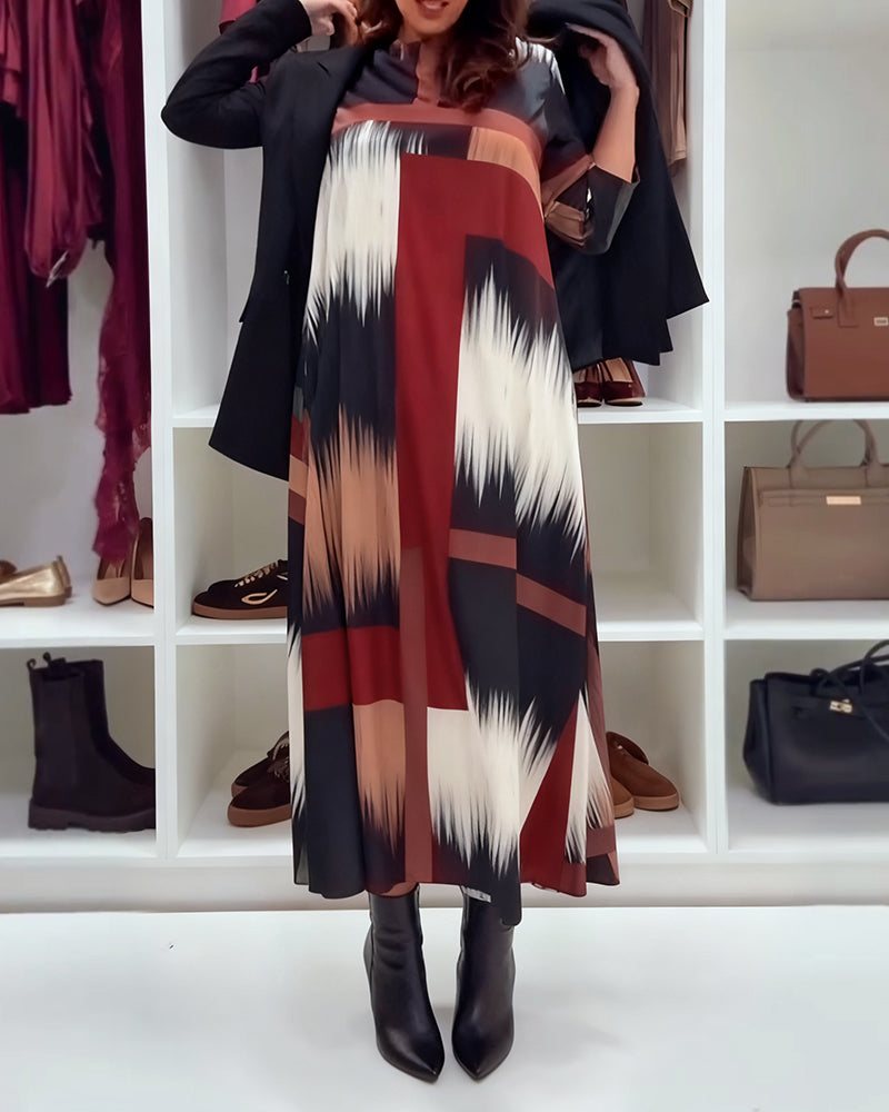 Moderne Trykt Kjole Med Rund Halsudskæring Og Lange Ærmer