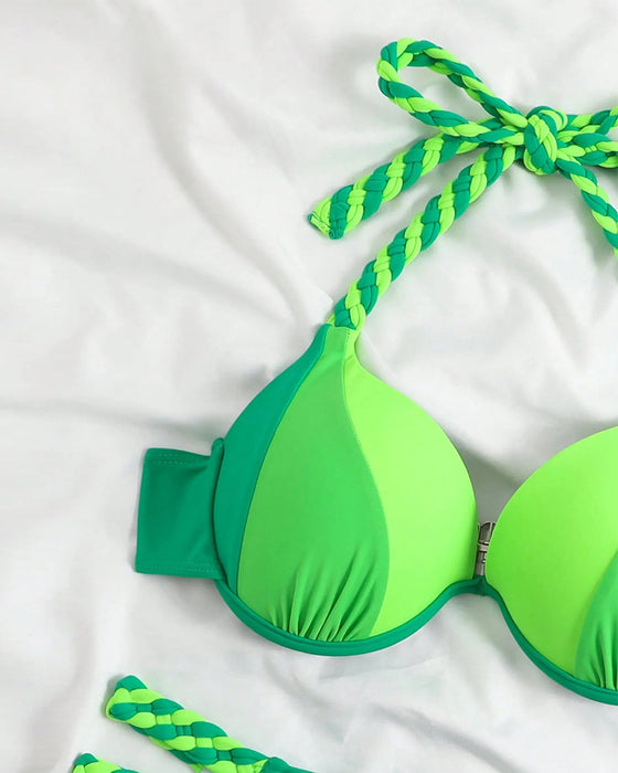 Halterneck bikini med brun-hvid farveblok