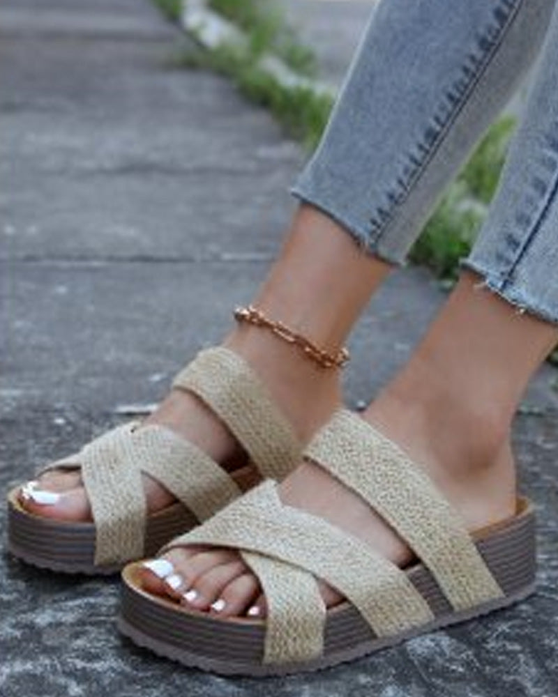 Sandal Mode Platform Slide