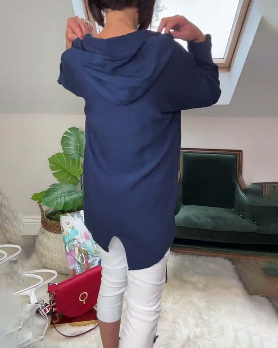 Hættetrøje med broderede blomstermotiver og skrift