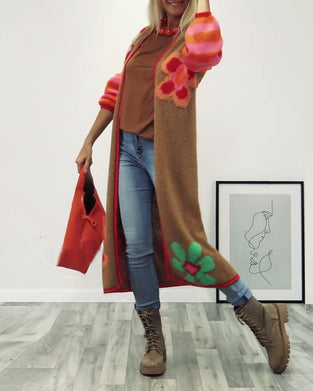 Lang frakke med blomsterprint