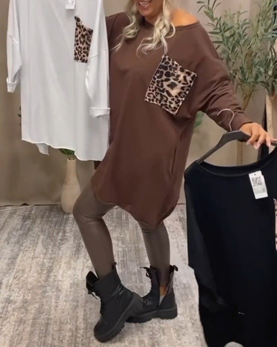 Oversized top med leopardprint brystlomme