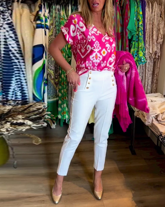 Kortærmet top med V-udskæring og print