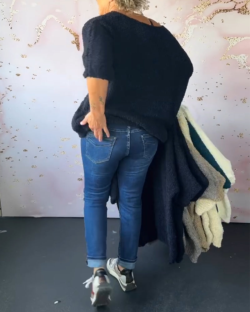 Ensfarvet sweater i løs pasform