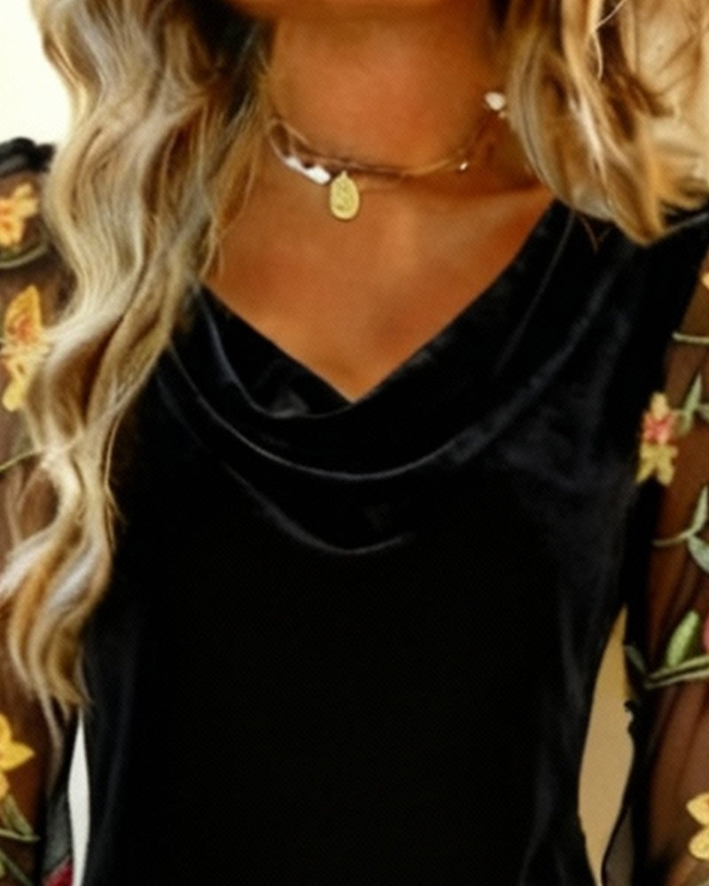 Broderet Langærmet Kjole Med Lappearbejde