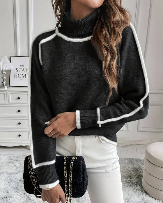 Rullekravesweater med hvide stribekanter